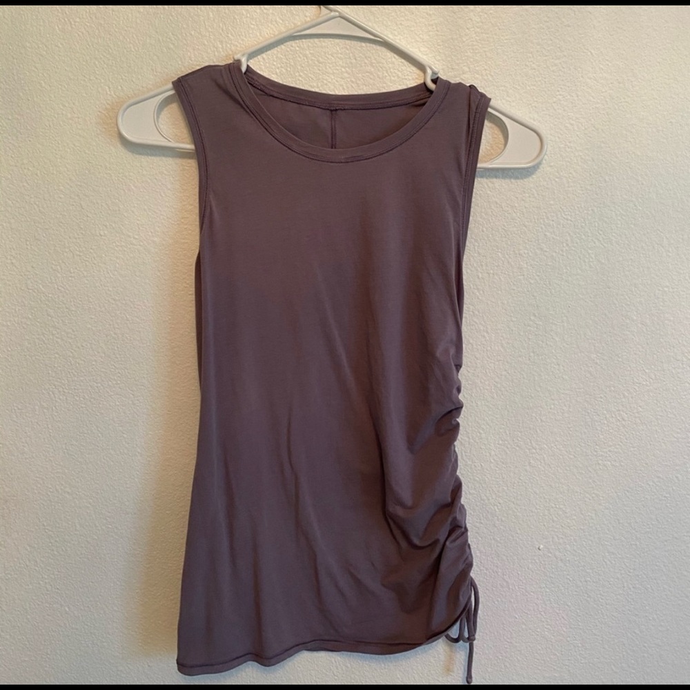Lululemon tank top